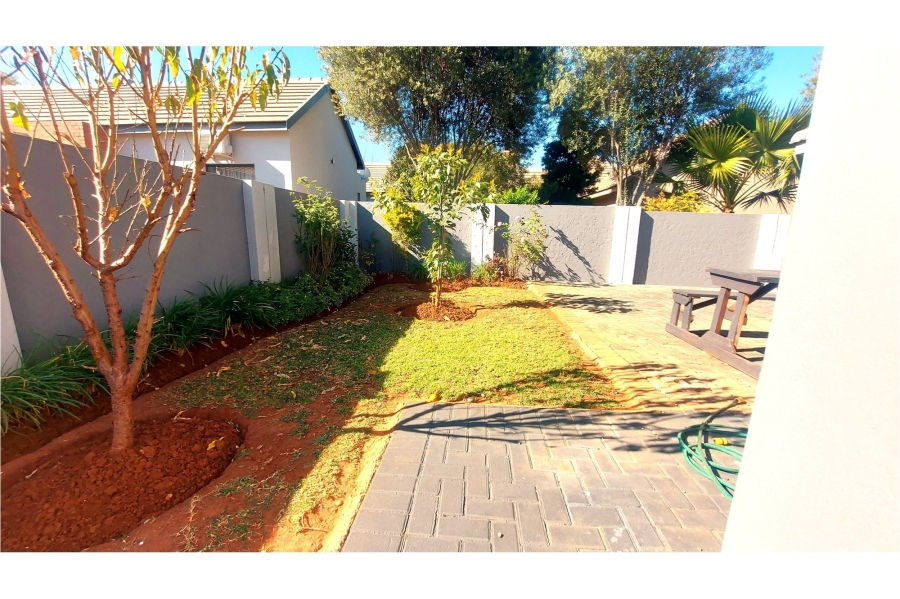4 Bedroom Property for Sale in Melodie North West